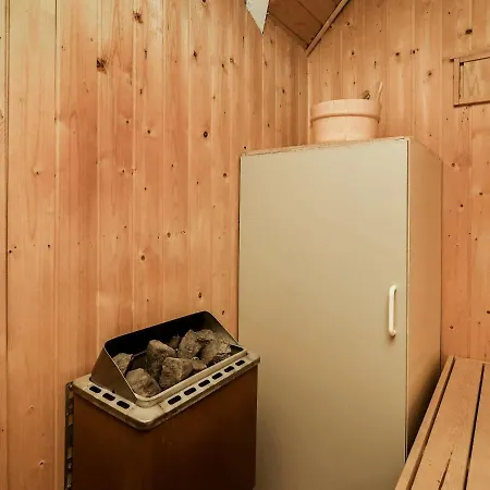 酒店 8 Person Holiday In Bl Vand